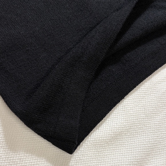 EUC St. John Classic Knit Black Tank Top - Picture 9 of 9